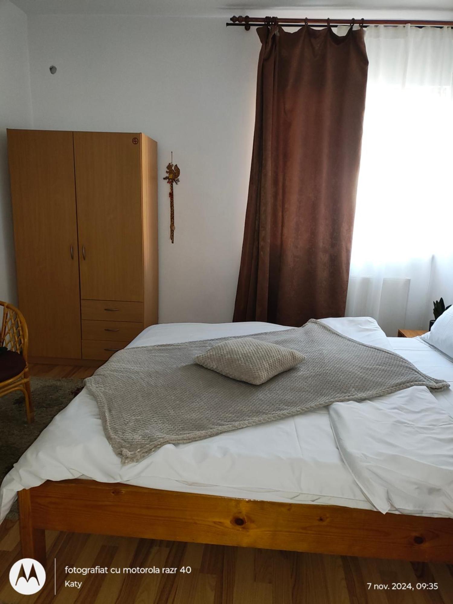 Casa Zura Hotel Busteni Ngoại thất bức ảnh